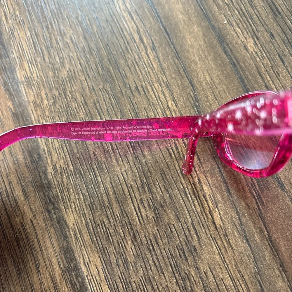 Y2K 2006 Dora the Explorer Girls Pink Sparkle Just Beachy Sunglasses